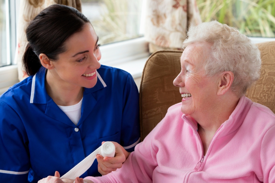 HCA vs HCSW: What’s the Difference Between These Healthcare Roles?
